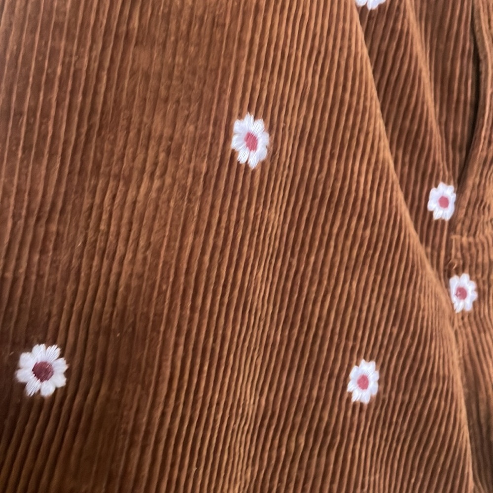 NWT Madewell Daisy Embroidered Corduroy Pull-On Paperbag Shorts - Picture 7 of 9